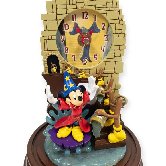 Disney Fantasia Sorcerer Mickey Mouse Domed Clock With Figurine & Castle Design - Picture 4 of 11